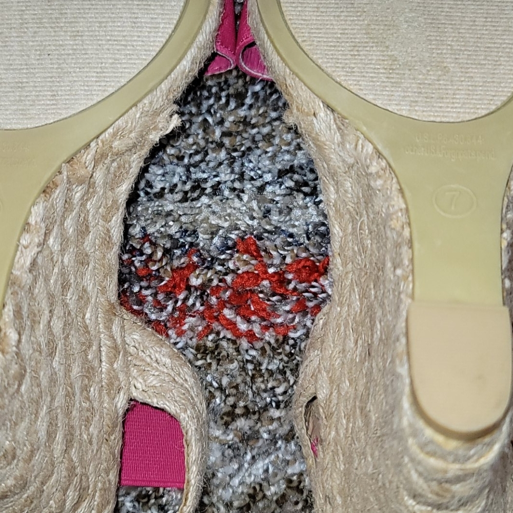 Sandals - Picture 2 of 2